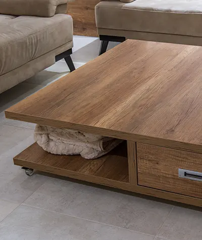 La table basse avec rangement